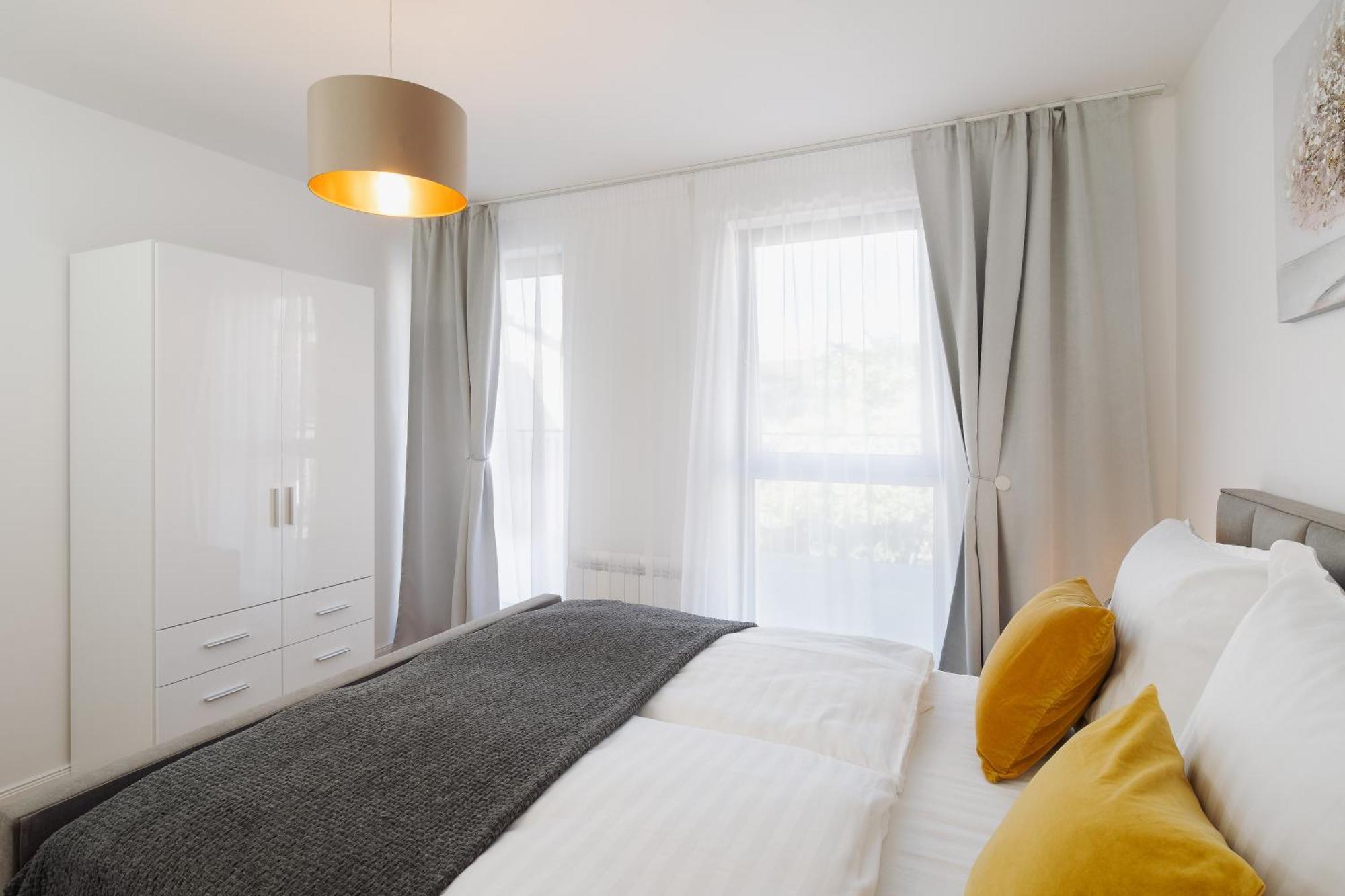 Apartamento Chic With Terrace & View