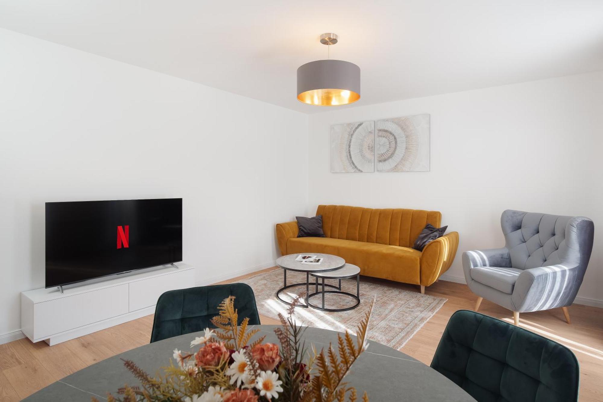 Apartamento Chic With Terrace & View